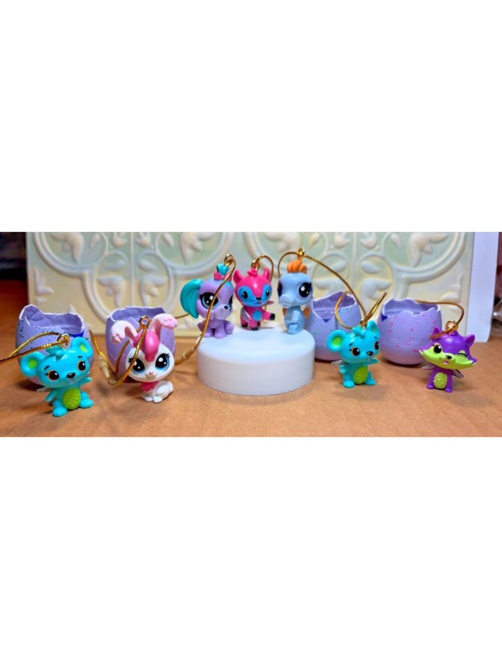 7pc Hatchimals Mini Figures Collectible Set W/ Golden String & Eggshell U69a